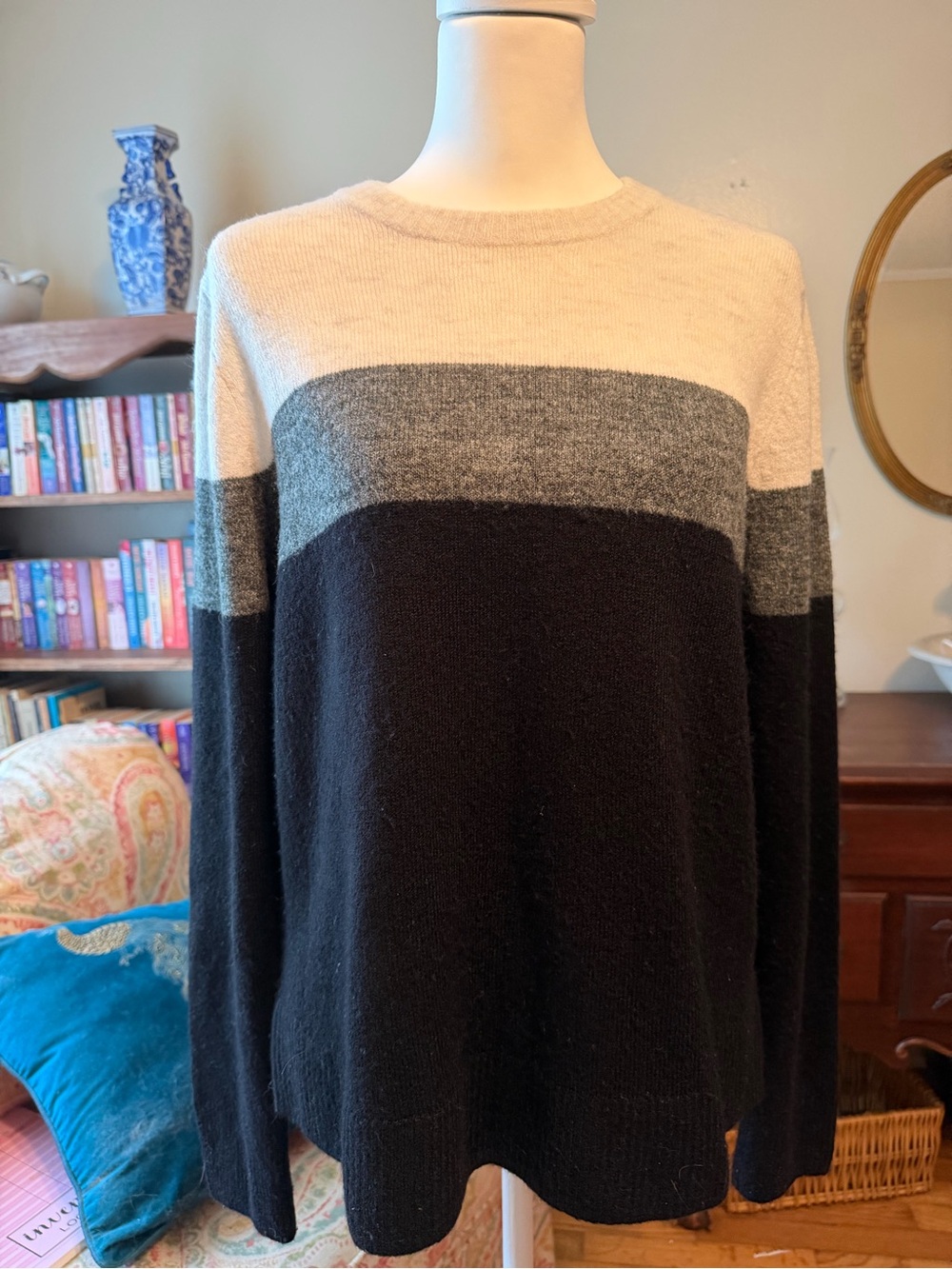 Old Navy Colorblock Crewneck Sweater in Black, Gray & Cream